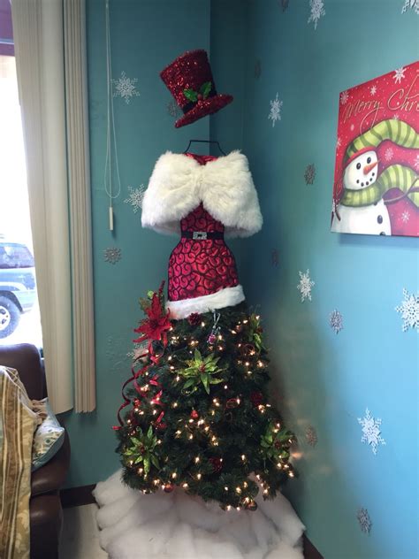 My Nail Technician Created This Christmas Tree Novelty Christmas