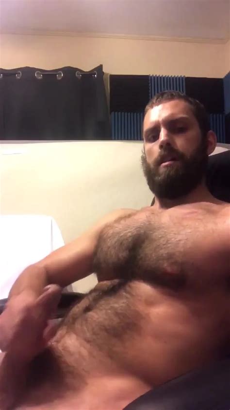 Jerk Off Hot Hairy Daddy Cumming On His Abs