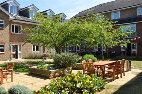 Care Home Near Arkley Carlton Court Tlc