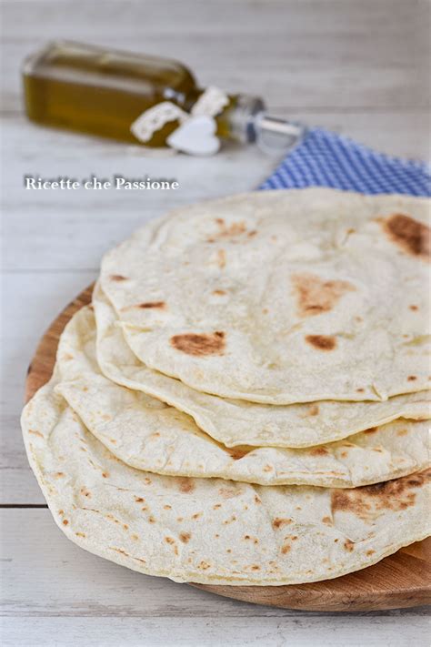 80 grammi di olio d'oliva (8. Piadina con Olio di Oliva Fatta in Casa - Ricette che ...