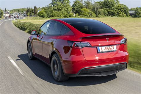 Tesla Model Y Tesla Model Y Green Car Reports Best Car To Buy 2021