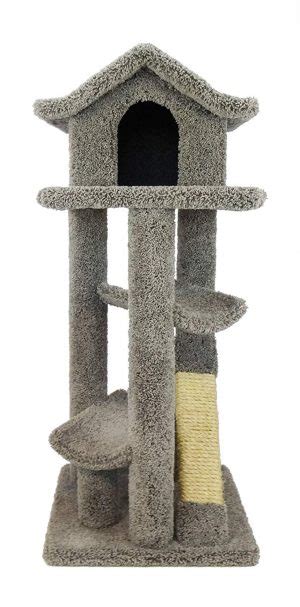 So let's get into them. Carpeted Cat Trees For Large Cats - Cool Cat Tree Plans