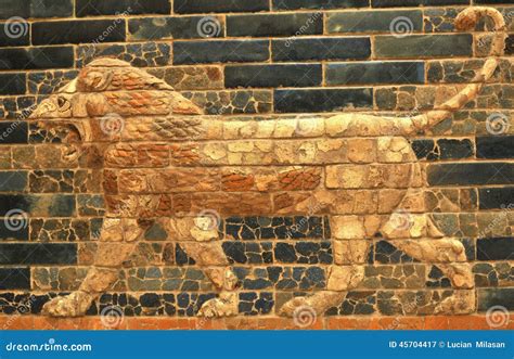 Lion Of Babylon Stock Image Image Of Historic Basrelief 45704417
