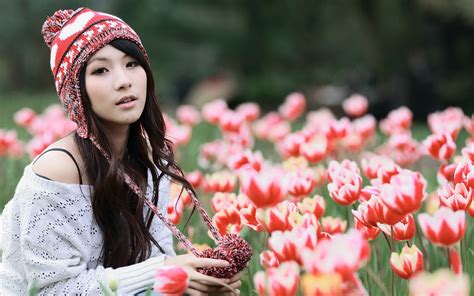 You're prepared to create an app! Asian Girl Flowers wallpaper | 2560x1600 | #18421
