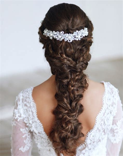 6 Bridal Hairstyle Tips For Your Big Day