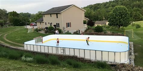 Besides recreational ice skating, some of its uses include ice hockey, bandy, rink bandy, ringette, broomball, speed skating, figure skating. Synthetic Ice | Learn More About D1 Synthetic Ice Rinks