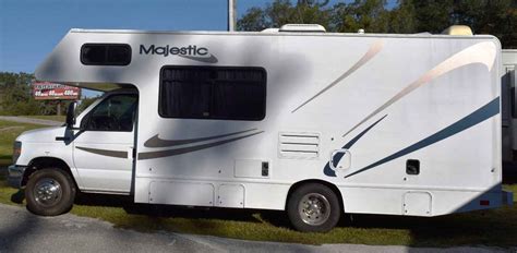 2013 Used Thor Motor Coach Four Winds Majestic 23a Class C In Florida