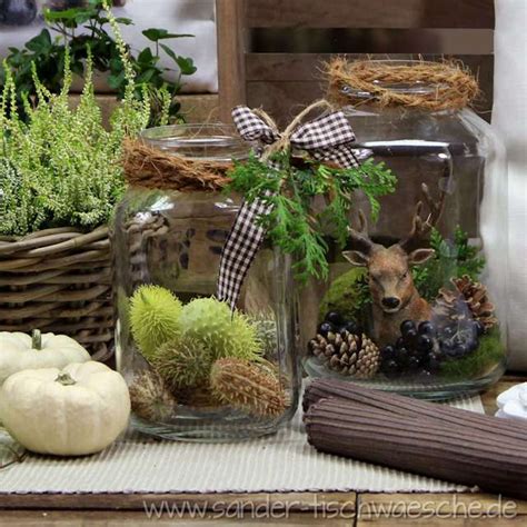 Die gläser werden oberhalb der messer auf der rechten seite postiert. Herbstdeko - Tisch-Decken | Herbst dekoration, Glas ...