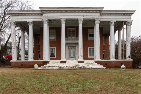 Tour This Abandoned Alabama Mansion Filled With Eerie Antiques