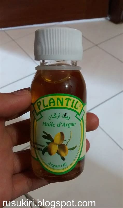 Minyak argan berasal dari biji pohon argan (argania spinosa) yang banyak ditemukan di negara maroko. Khasiat & Kebaikan Minyak Argan ~ Hanim