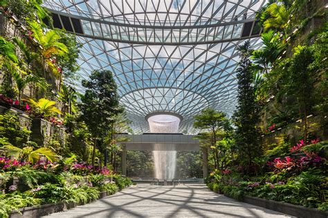 Daanis Indoor Waterfall Singapore Airport Terminal