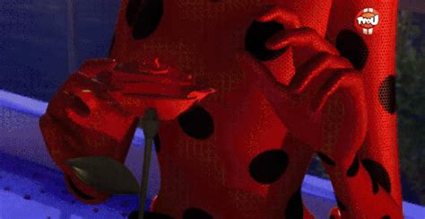 Miraculous Ladybug Season 2 Cat Noir Kisses Ladybug In S