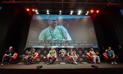 Comic Con Experience: Dan Didio e Jim Lee empolgam painel da DC
