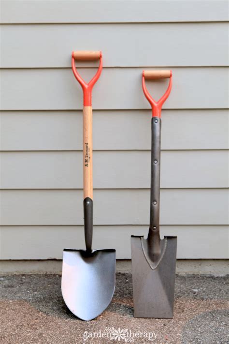The Home Gardeners Guide To Shovels And Spades Garden Therapy