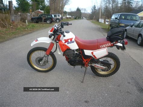 On this page we have tried to collect the information and quality images. 1989 Yamaha Xt 600 Red And White