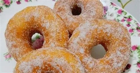 Hidangkan untuk minum petang ataupun sebagai pencuci mulut dan pasti keluarga anda mahukan lagi. Resepi Donut Gebu & Lembut - CIKLAILI