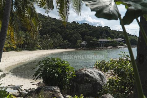 Take Your Next Island Vacation At Batu Batu Island Pulau Tengah The