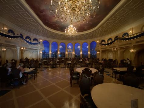 Review A Socially Distanced Dinner At Be Our Guest Restaurant In The