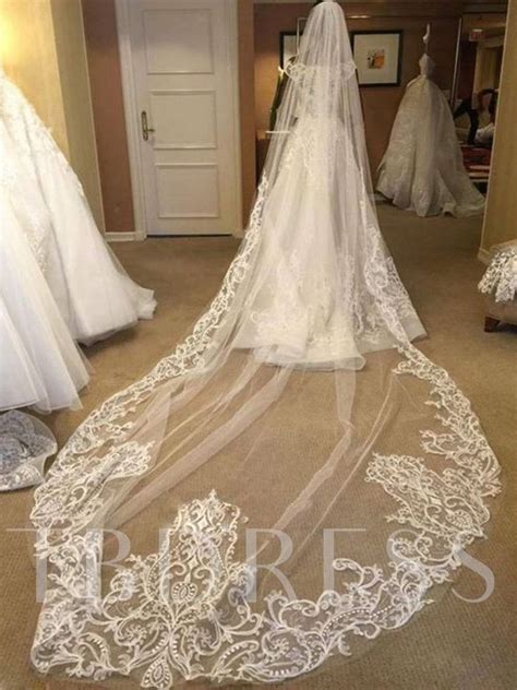 1 Tier Long Wedding Cathedral Veil