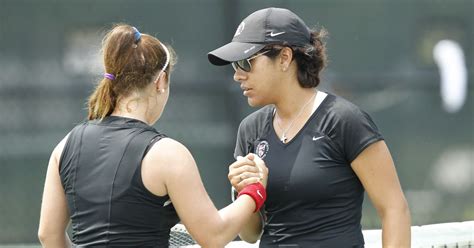 Lesbian Tennis Coach Finds Her Voice Coming Out During Pandemic Outsports