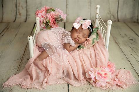3 Ksenia Pro Luxury Maternity And Newborn Baby Photography Studio
