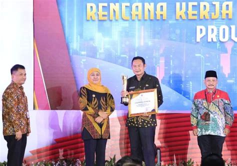 Megilan Lamongan Raih Penghargaan Pembangunan Daerah Terbaik I Jatim 2023