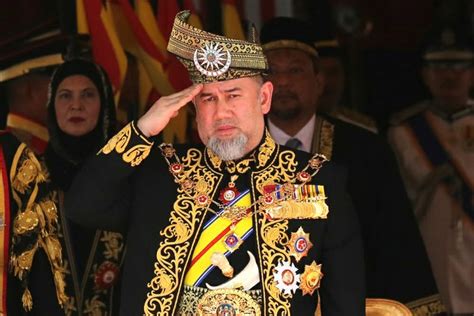 June 2 malaysia practices a system of government based on a constitutional monarchy and parliamentary democracy. Misteri Menyelubungi Peletakan Jawatan Yang di-Pertuan ...