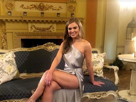 Hannah Brown Clarifies She Wasn T Fully Naked During The Bachelorette