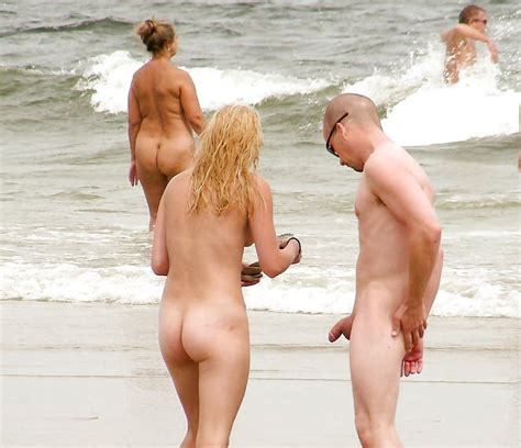 Mixed Nude Beach 30 Pics XHamster