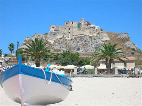 ROCCELLA IONICA CALABRIA SOUTH ITALY - HOLIDAYS TRAVEL & PROPERTY IN