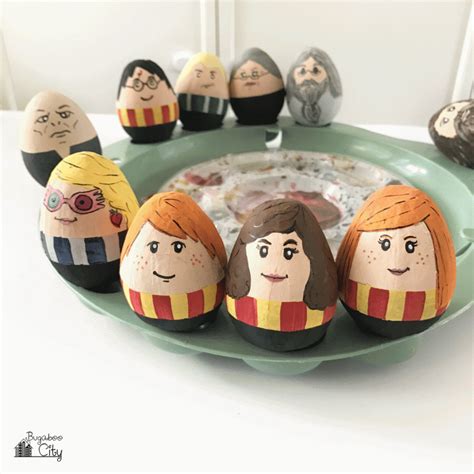 Harry-Potter-decorated-Easter-Eggs Emoji Easter Eggs, Easter Eggs In