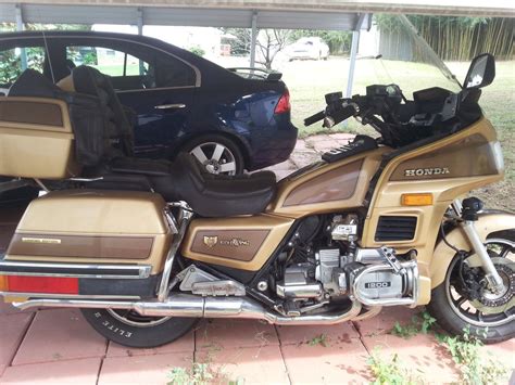 Honda goldwing 1200 project (carburetor rebuild + fairing removal). 1985 HONDA GOLDWING GL1200 *LIMITED EDITION*-EXCELLENT ...