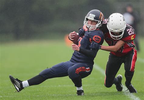 Teamwork, courage und dynamik werden hier groß geschrieben. 4. Saisonsieg beschert Lady Lions vorzeitigen Playoff ...