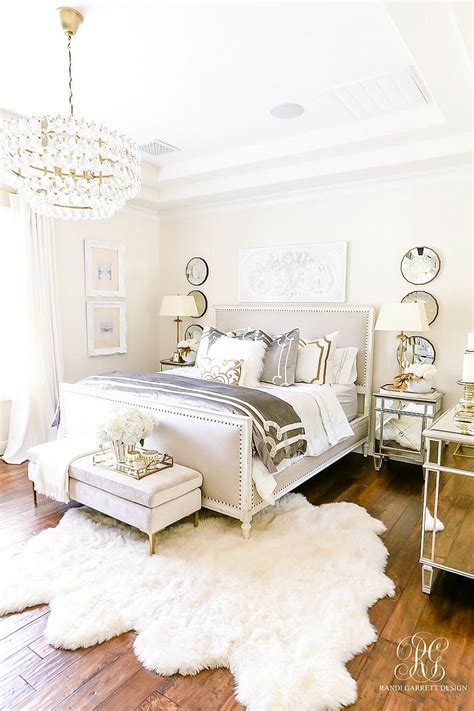 10 Silver And Gold Bedroom Ideas