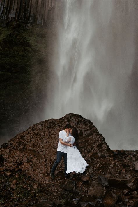 Kylee And Justins Waterfall Engagement Session Oregon Wedding Photographer — Madeline Rose