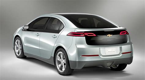 Maybe you would like to learn more about one of these? GM 'will lose money' on the new Chevrolet Volt | CAR Magazine