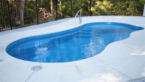 25 Small Inground Pool Ideas For All Budgets In 2020 Small Inground Pool Pools Backyard