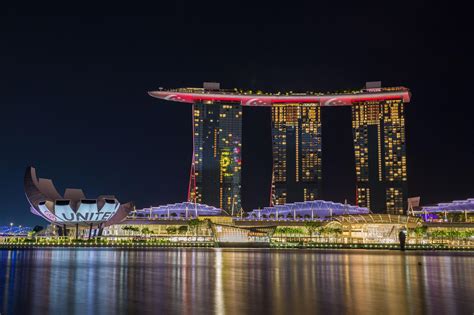 Draft and $7 for a 20oz. All Marina Bay Sands IR operations, including hotel ...