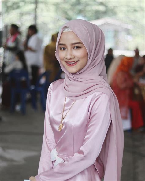 Pin Oleh Mohd Naszarizal Di Sweetie Model Pakaian Gaya Hijab Wanita My Xxx Hot Girl