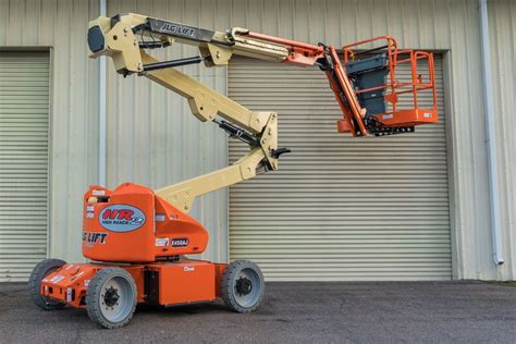 45 Ft Electric Articulating Boom Lift For Rent High Reach 2