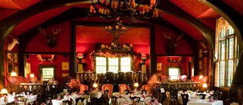 Our talented chefs create delicious menus to satisfy every taste. Woods Restaurant | Mackinac Island Dining | Grand Hotel ...
