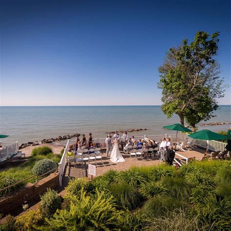 The Lakehouse Inn Winery
