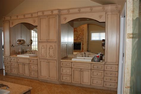 Working with a kitchen designer at the home depot is completely free, from your initial consultation to the final. Martha Maldonado of Wholesale Kitchen Cabinet Distributors ...