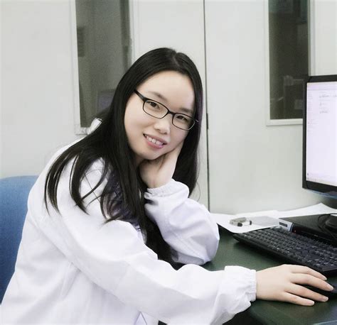 Xing Liu Joins The Lab