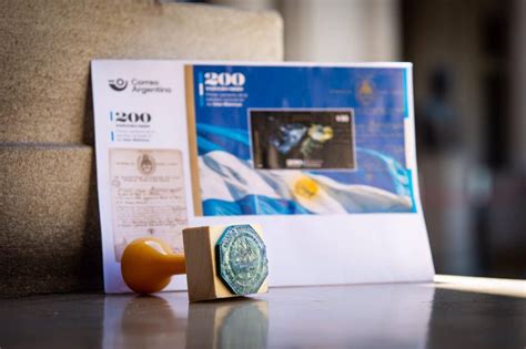 Maybe you would like to learn more about one of these? A 200 años de la primera bandera argentina en Malvinas ...