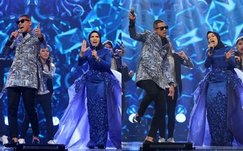 ★ lagump3downloads.net on lagump3downloads.net we do not stay all the mp3 files as they are in. Pertama Kali Menyanyikan Lagu Sendiri, Aksi 'Pening' Nabil ...