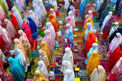 Tata Cara Sholat Tolak Bala Rebo Wekasan, Lengkap Bacaan Niat dan Doa