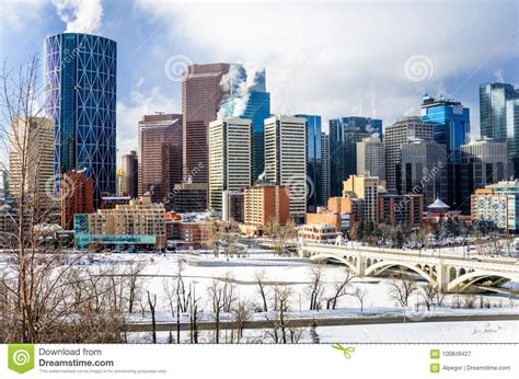 Calgary Skyline On A Winter Morning Stock Image Image Of Skyline