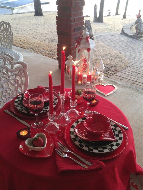 Valentine S Day Romantic Dinner For Two Romantic Dinner Tables Dinner Table Decor Romantic