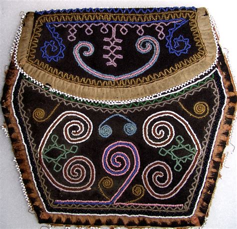 iroquois-and-hmong-swirl-heart-shaped-designs-and-spiral